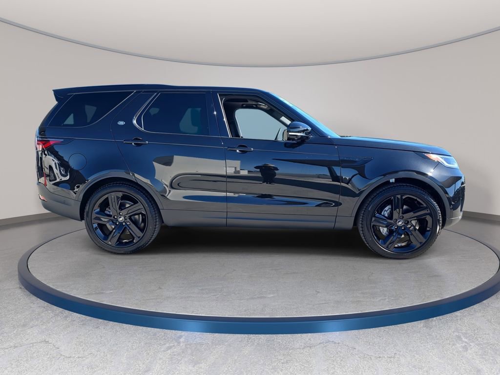 New 2026 Land Rover Discovery S AWD/4WD image 4