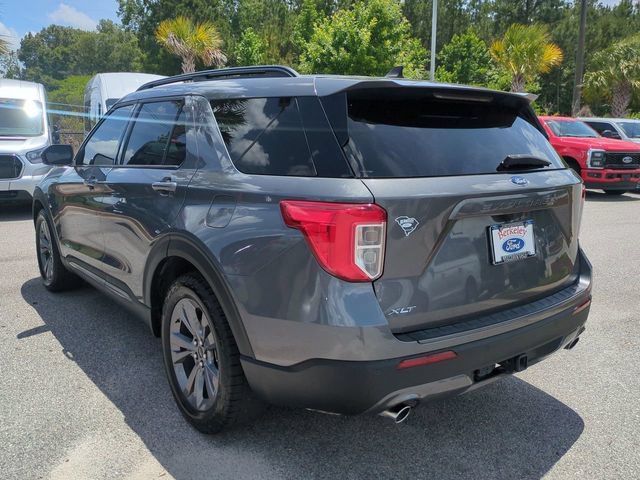 Used 2022 Ford Explorer XLT w/ Equipment Group 202A RWD image 6
