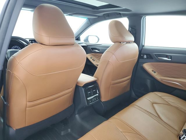 Used 2019 Toyota Avalon Limited w/ Advanced Safety Package image 13
