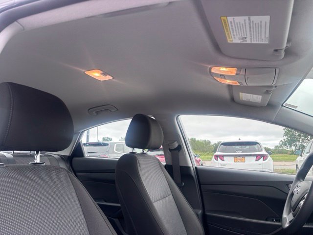 Used 2022 Hyundai Accent SE FWD image 47