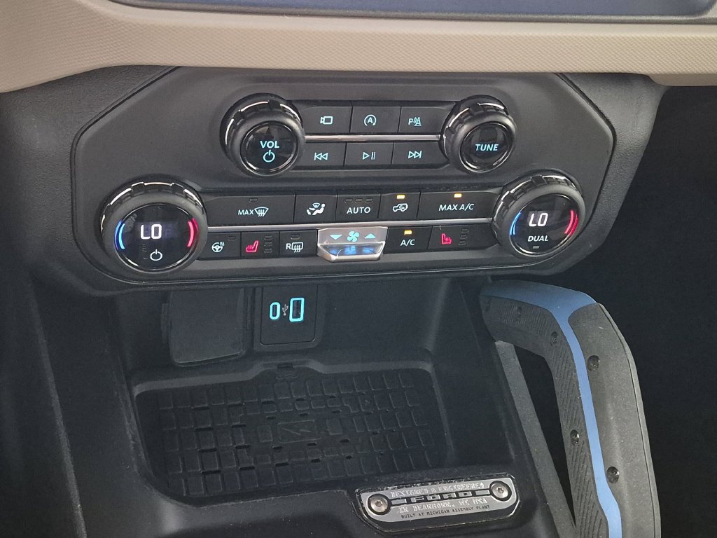 Used 2024 Ford Bronco Wildtrak AWD/4WD image 25