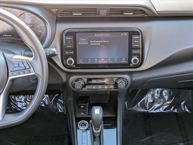 Used 2022 Nissan Kicks SV image 12