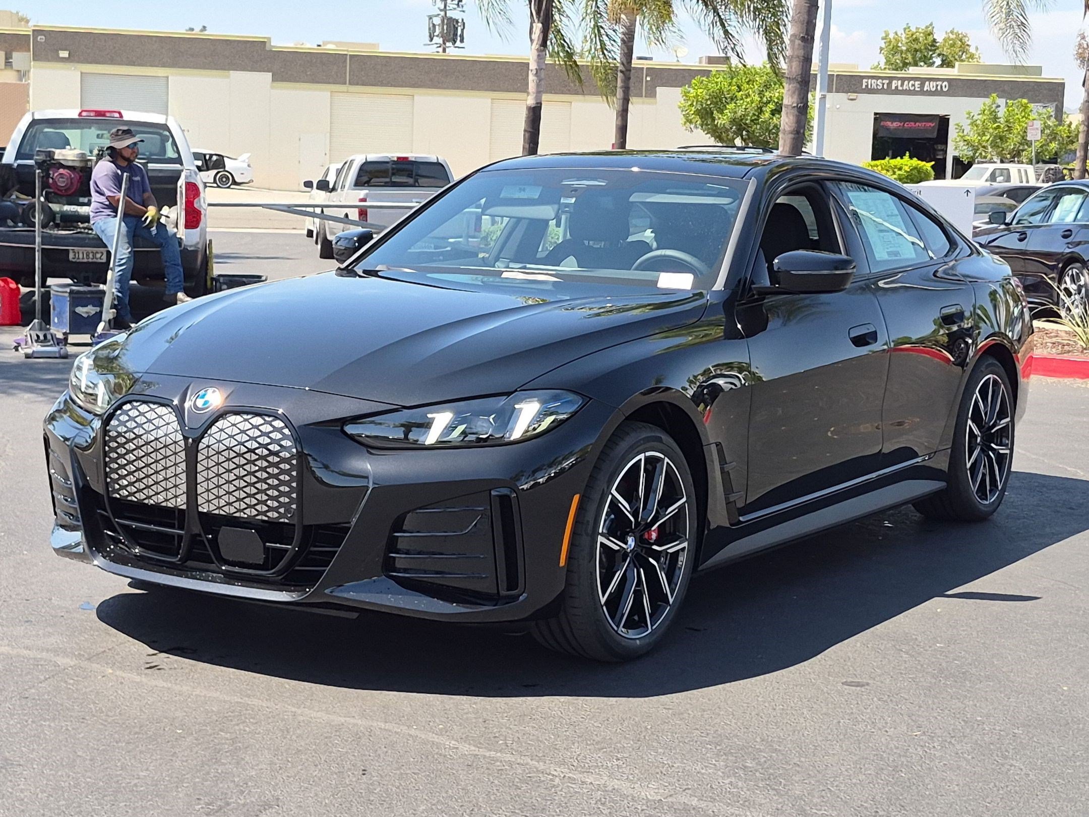 New 2026 BMW i4 eDrive40 w/ M Sport Package RWD image 5