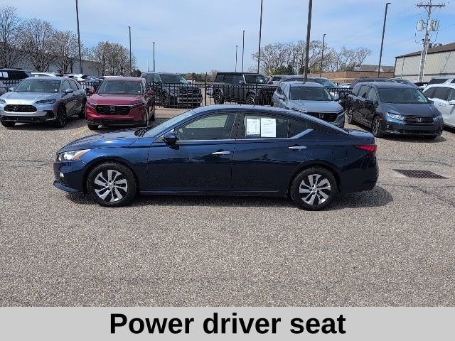 Used 2019 Nissan Altima 2.5 S image 3