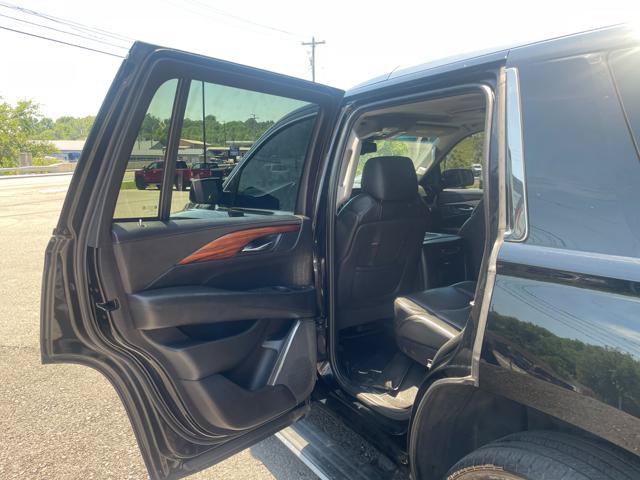 Used 2015 Cadillac Escalade Premium AWD/4WD image 21