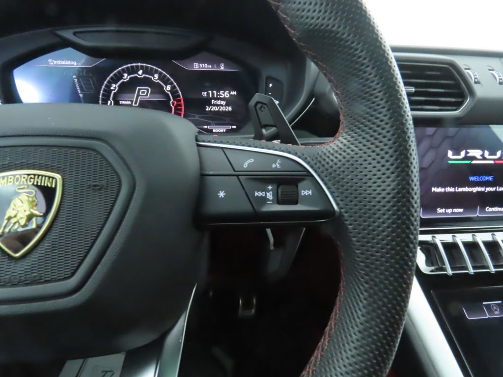 Used 2022 Lamborghini Urus image 12
