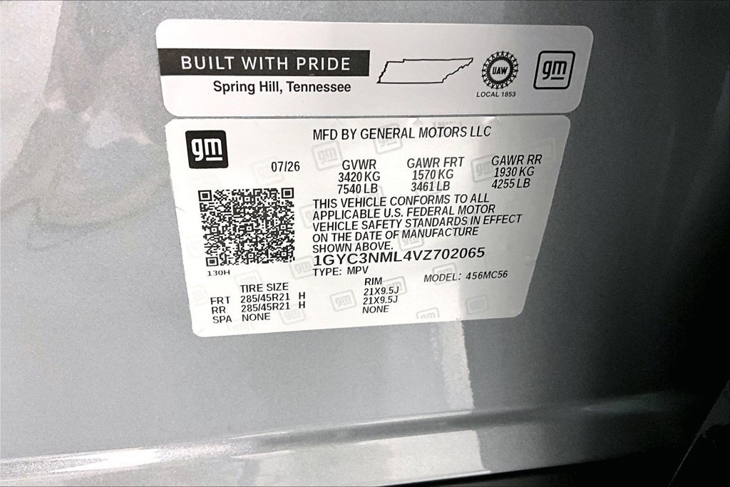 New 2027 Cadillac Vistiq Sport w/ LPO, Floor Liner Package AWD/4WD image 24