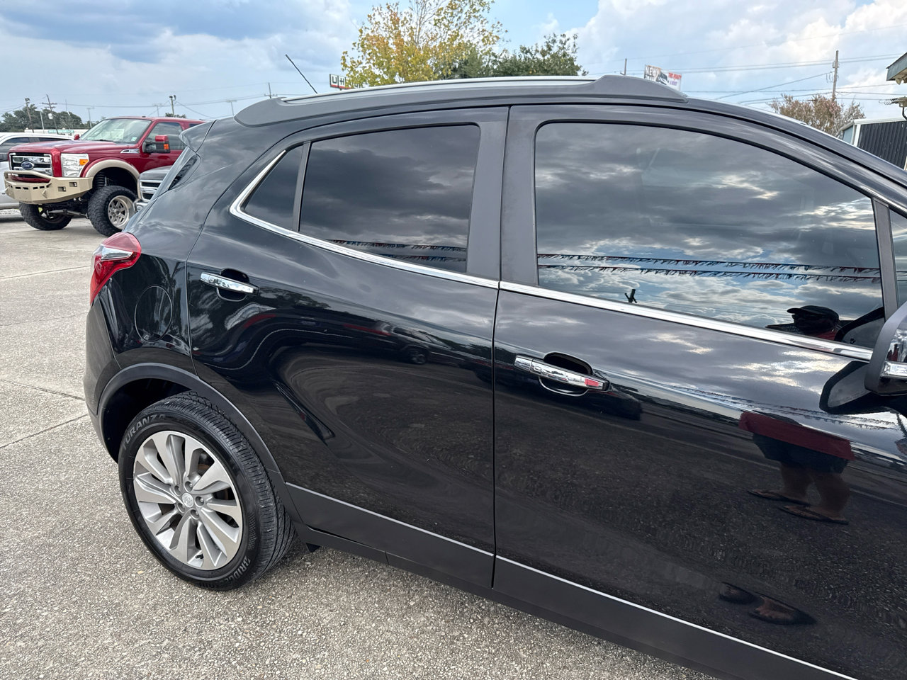 Used 2019 Buick Encore Preferred image 8