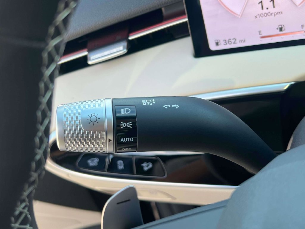 New 2027 Genesis GV70 2.5T Advanced AWD/4WD image 31