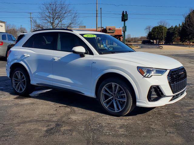 Used 2022 Audi Q3 2.0T Premium Plus AWD/4WD image 2