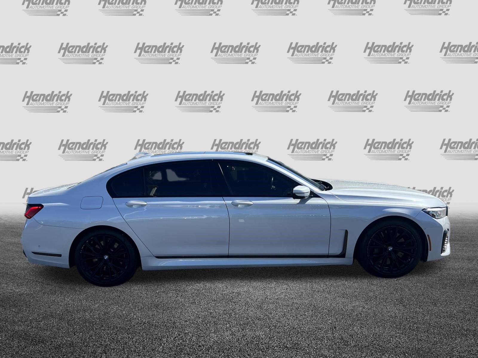 Used 2021 BMW 750i xDrive w/ Executive Package image 11