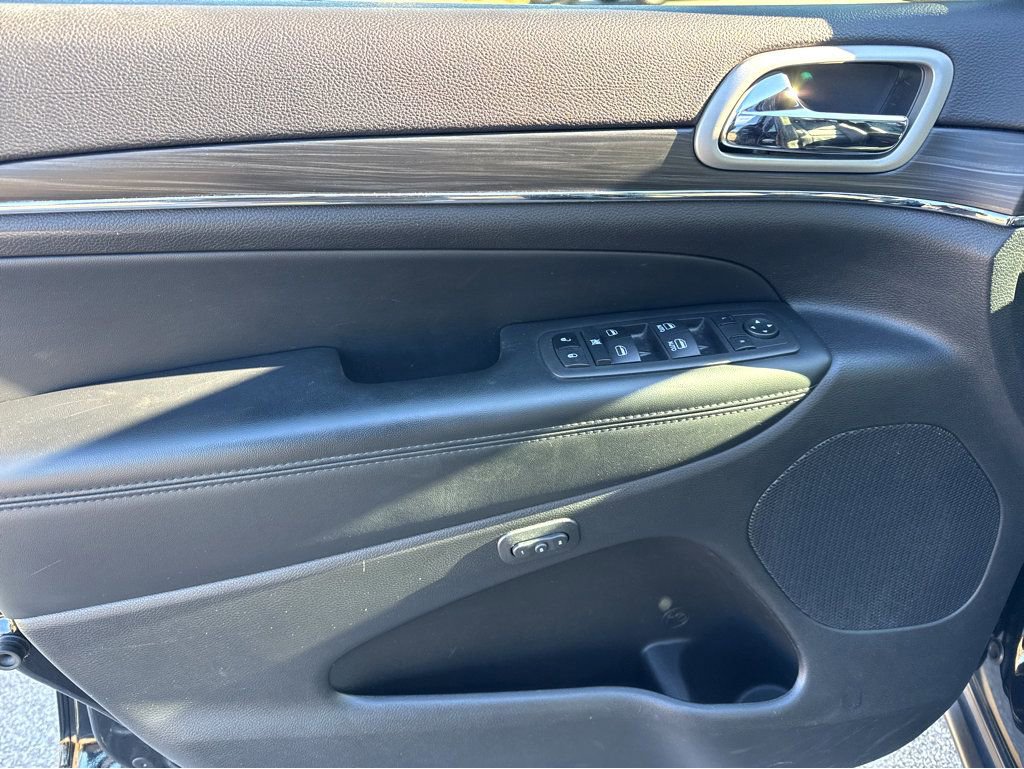 Certified 2021 Jeep Grand Cherokee Limited image 12