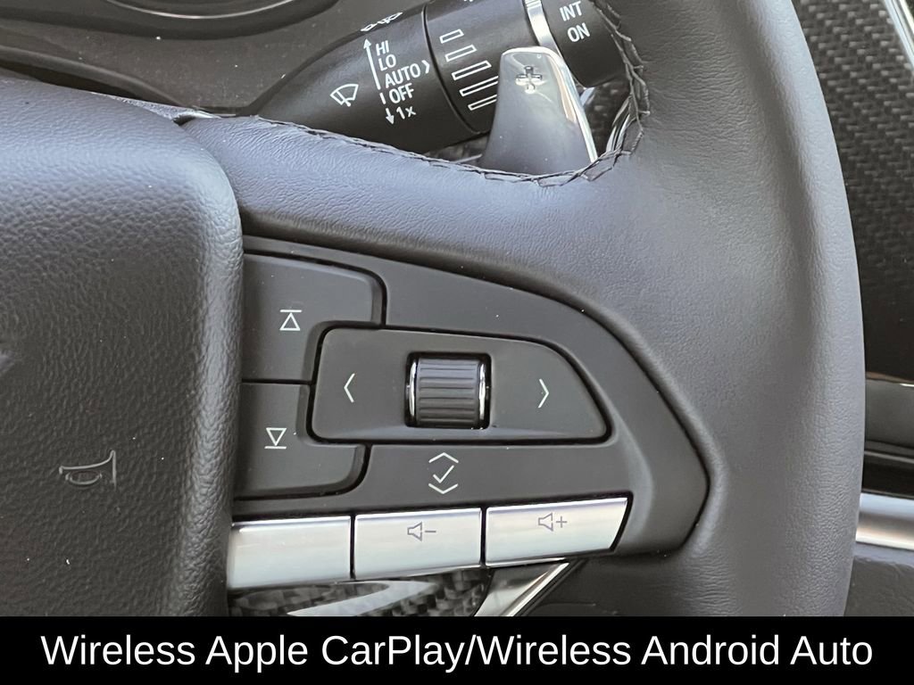 Used 2025 Cadillac XT6 Sport w/ Technology Package image 17