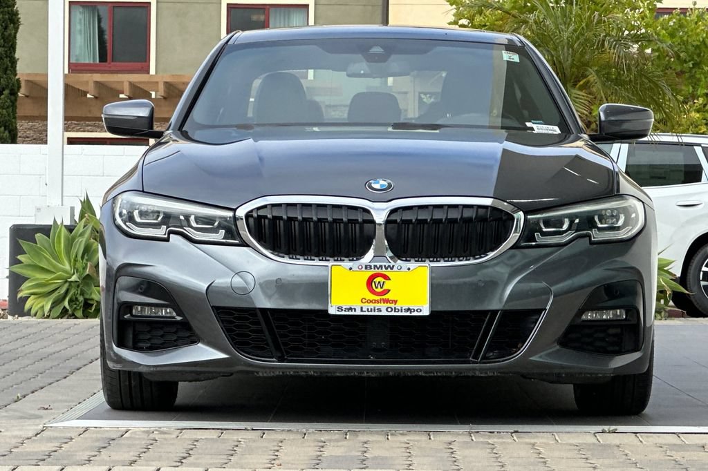Used 2021 BMW 330i Sedan w/ M Sport Package RWD image 8