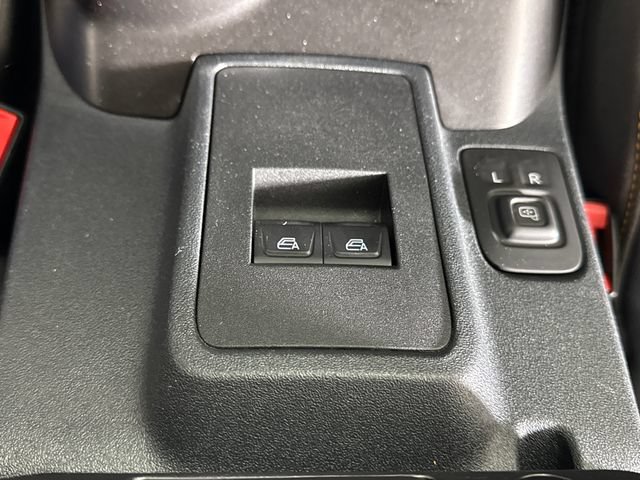 Used 2023 Ford Bronco Badlands w/ Sasquatch Package AWD/4WD image 26