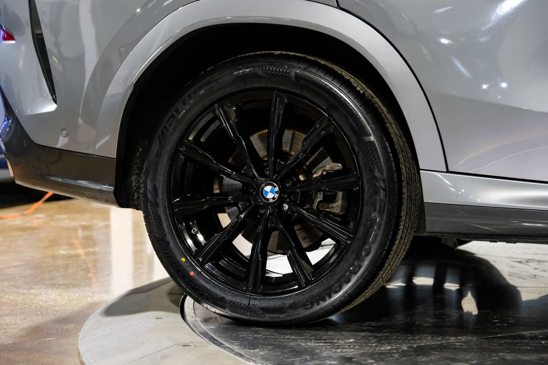 Used 2025 BMW X6 xDrive40i AWD/4WD image 68