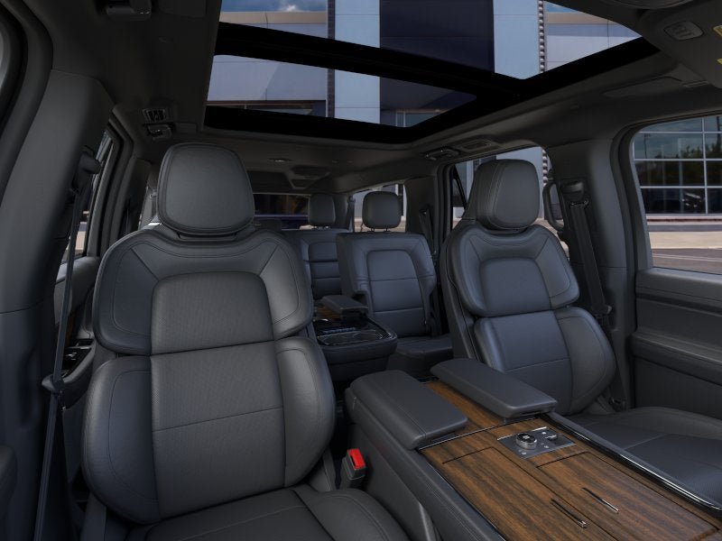 New 2023 Lincoln Navigator L Reserve AWD/4WD image 10