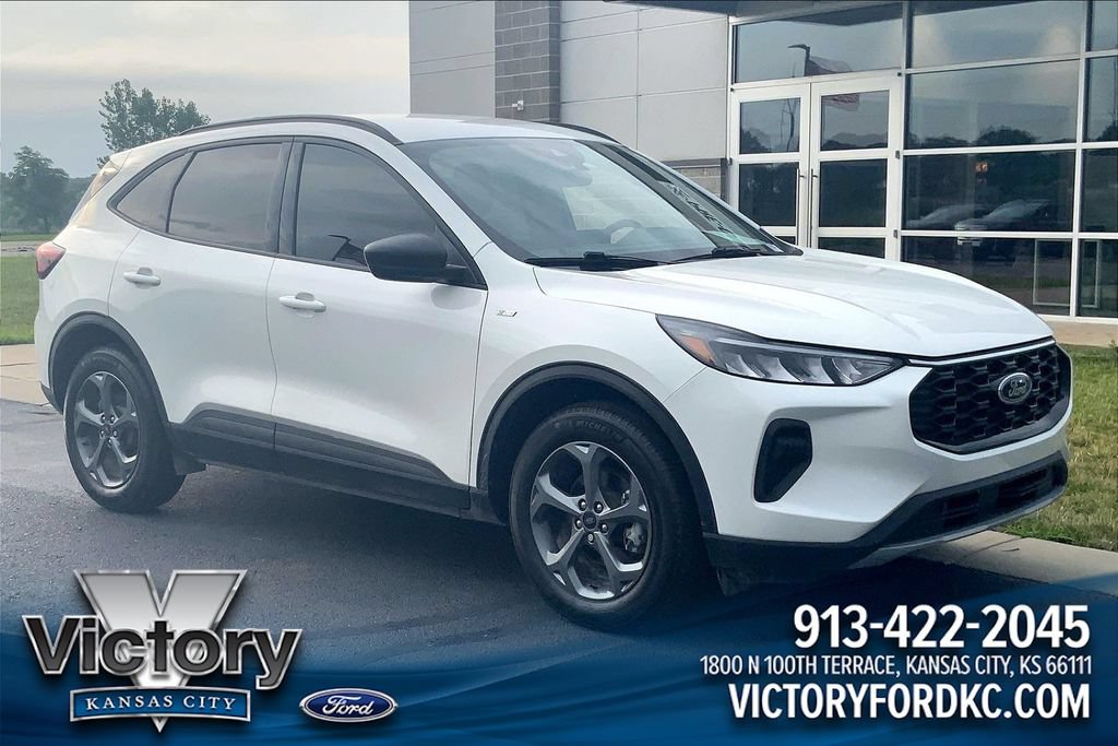 Used 2025 Ford Escape ST-Line w/ Tech Pack #1