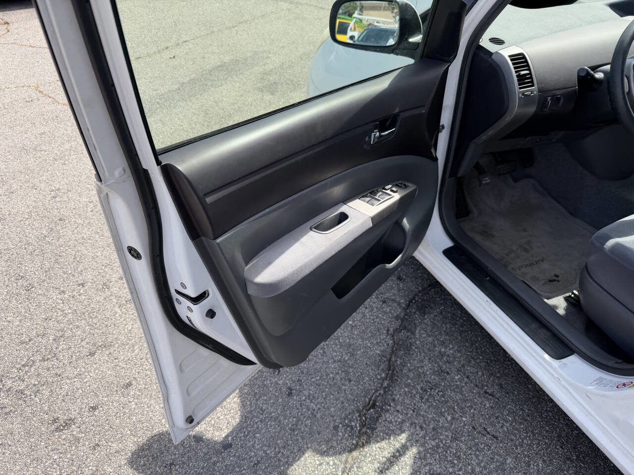 Used 2005 Toyota Prius image 10