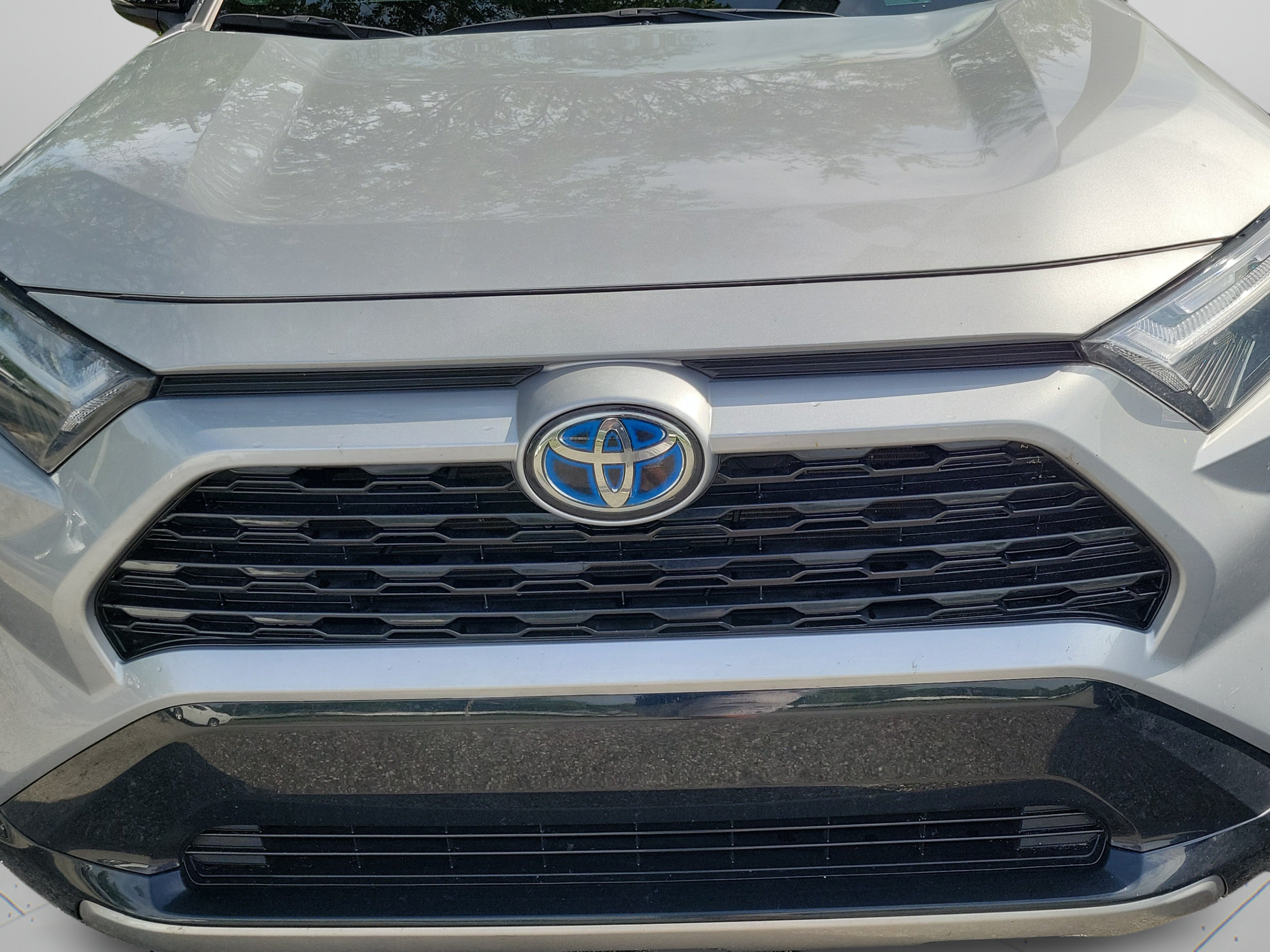 Used 2023 Toyota RAV4 XSE w/ XSE Grade Weather Package AWD/4WD image 10