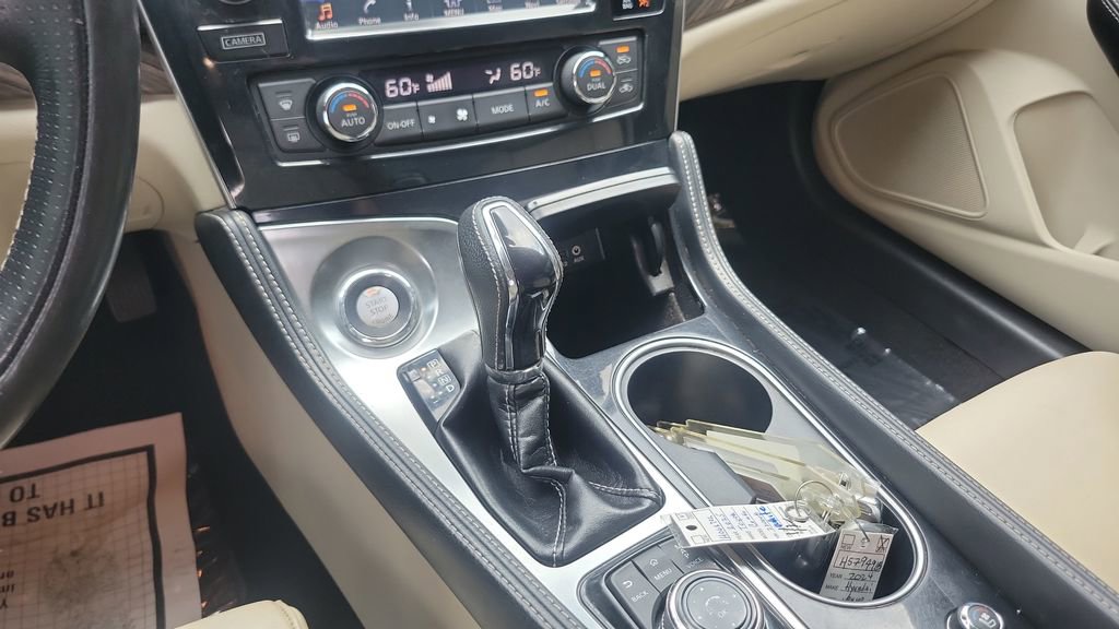 Used 2017 Nissan Maxima Platinum FWD image 15
