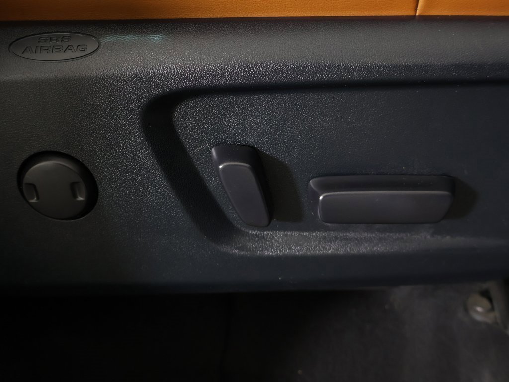 Used 2015 Toyota Tundra 1794 Edition image 36