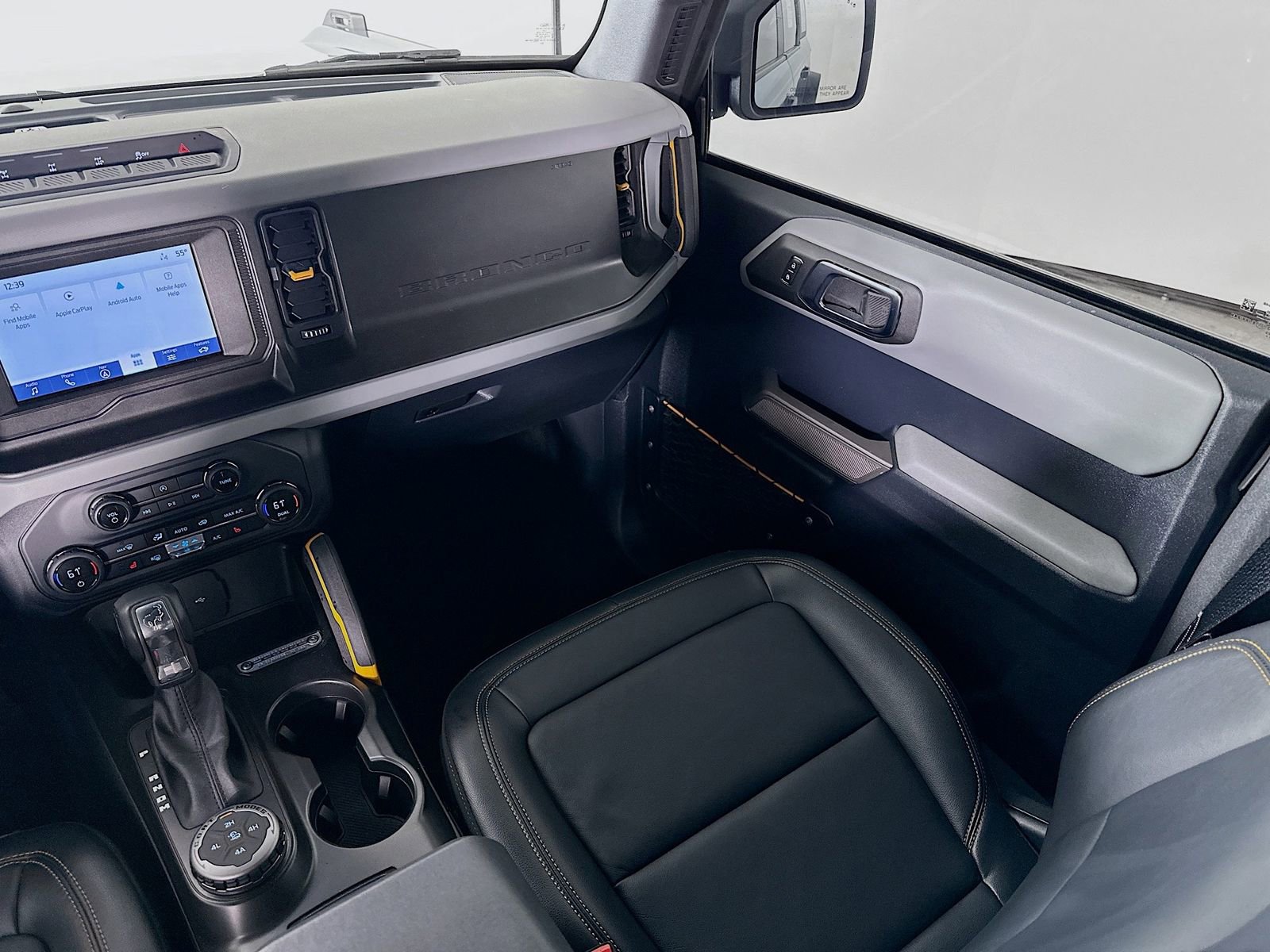 Used 2023 Ford Bronco Badlands w/ Sasquatch Package AWD/4WD image 30