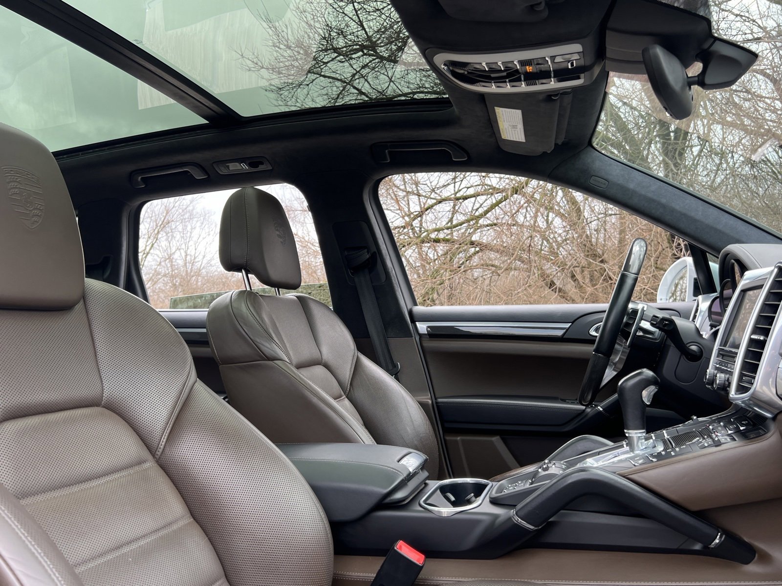 Used 2016 Porsche Cayenne Turbo S image 23