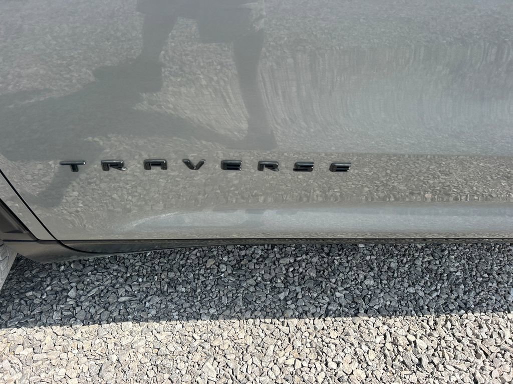 Used 2024 Chevrolet Traverse RS image 52