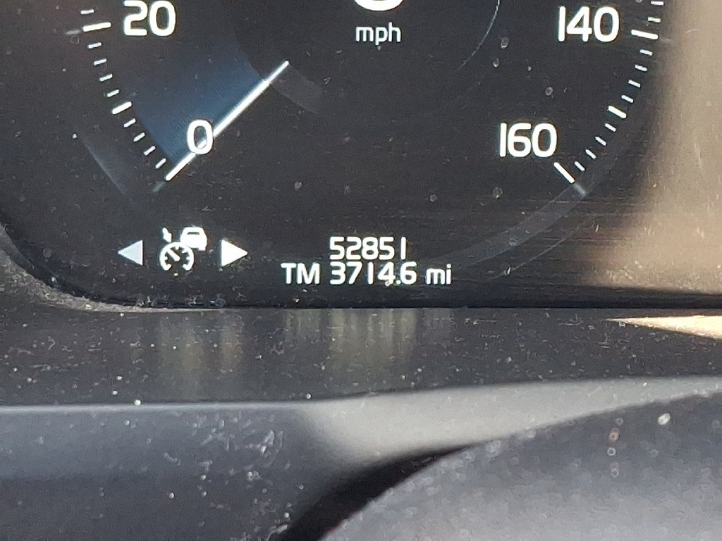 Used 2019 Volvo XC90 T6 Momentum AWD/4WD image 23