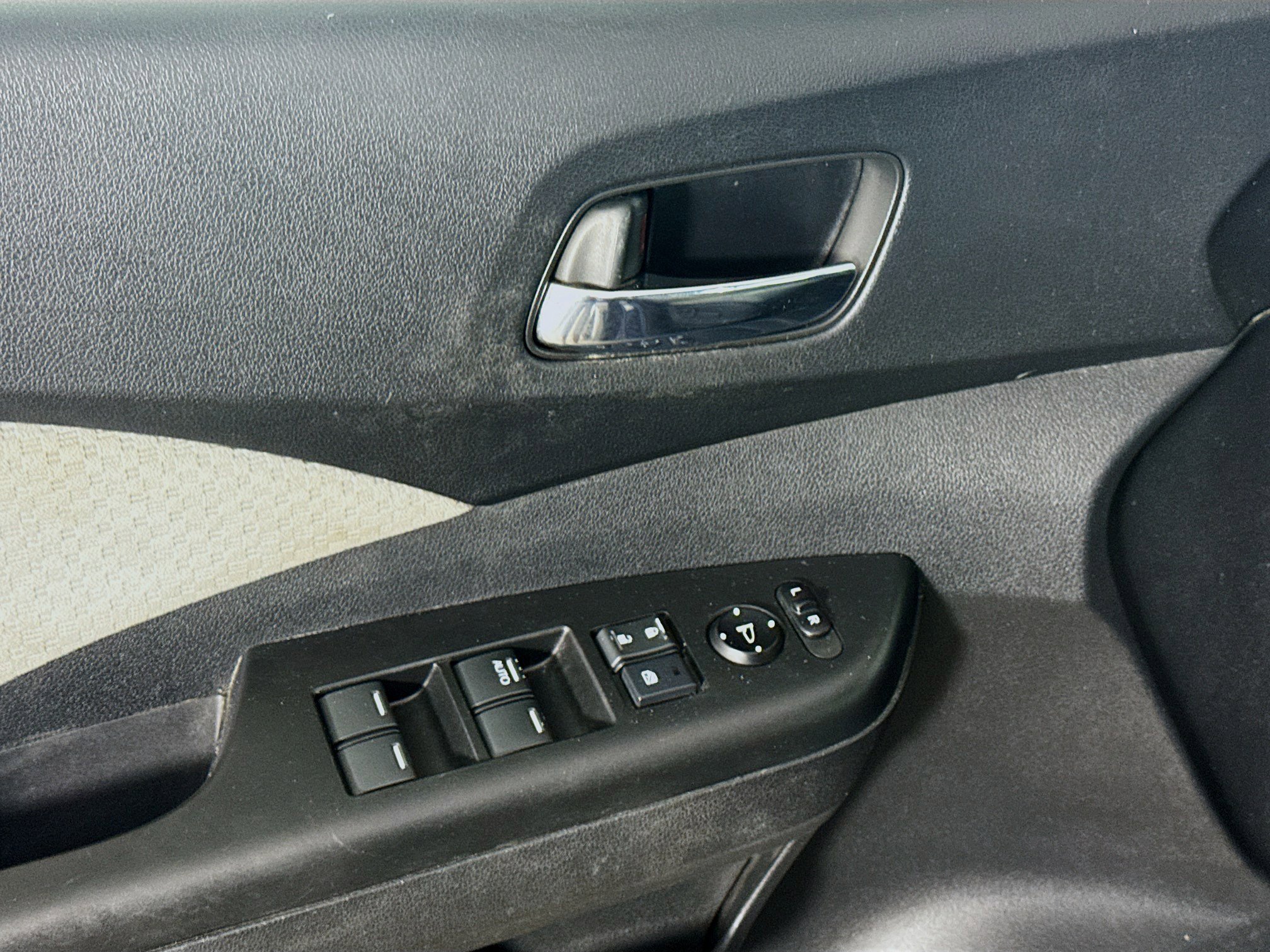 Used 2016 Honda CR-V EX image 24