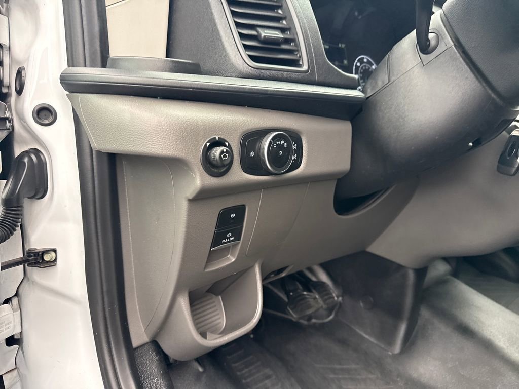 Used 2024 Ford Transit 250 Low Roof w/ Exterior Upgrade Package RWD image 29