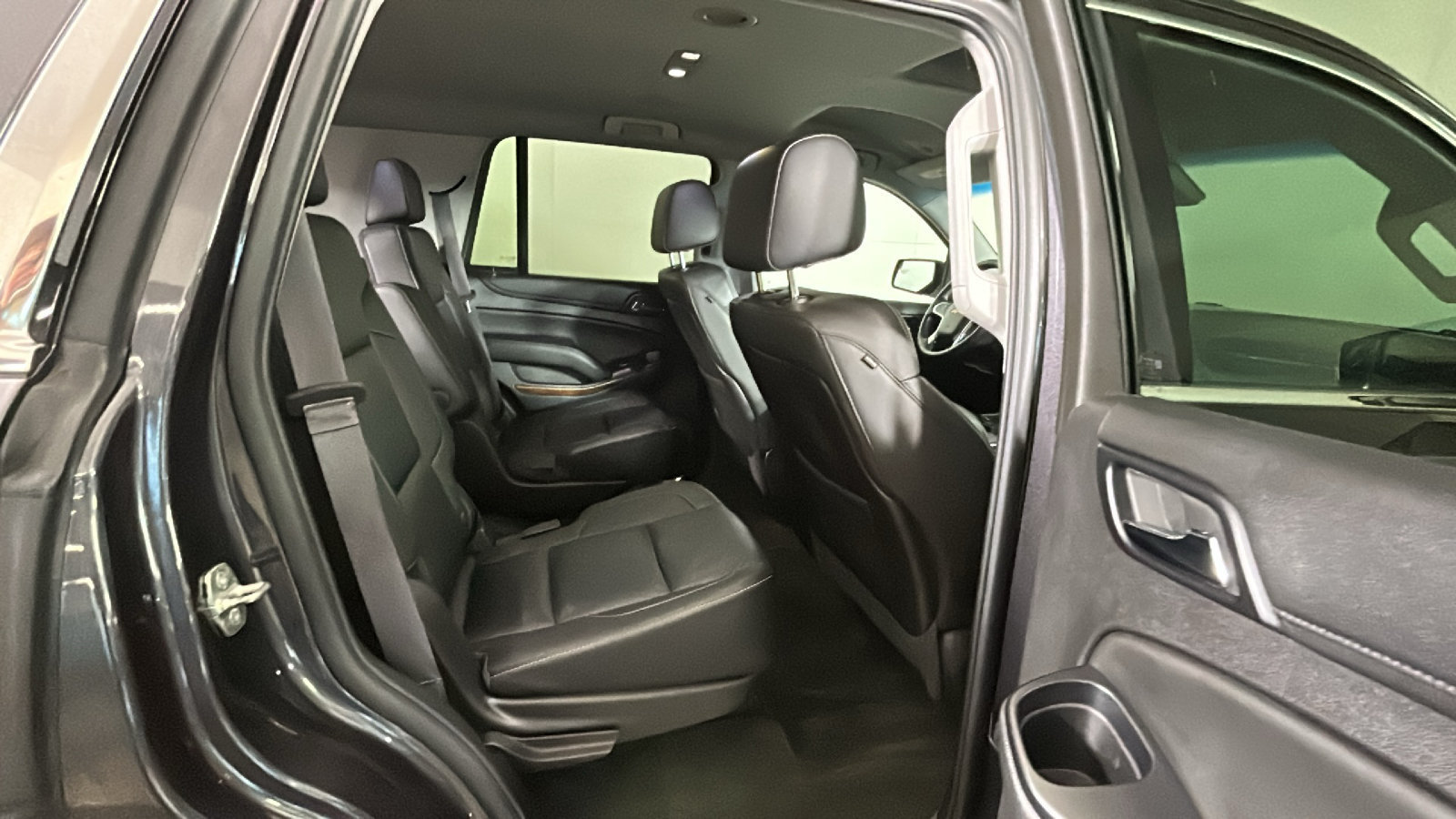 Used 2015 Chevrolet Tahoe LT w/ Max Trailering Package AWD/4WD image 35