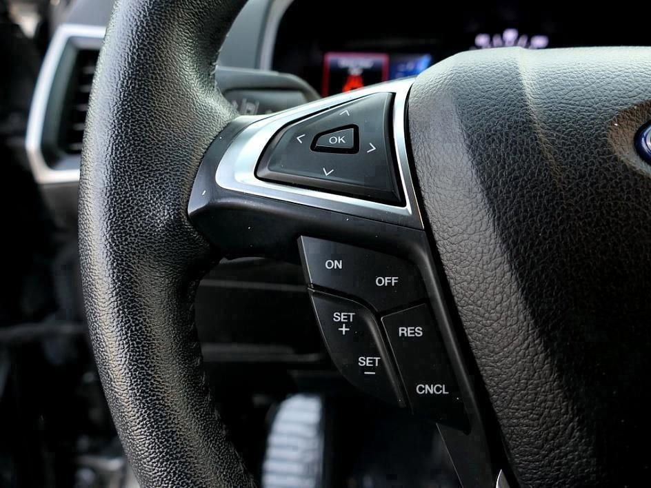 Used 2023 Ford Edge SEL w/ Sport Appearance Package image 15