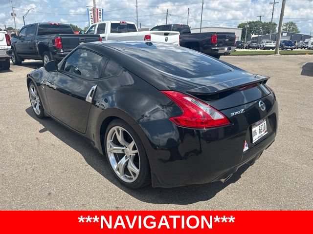 Used 2010 Nissan 370Z Touring w/ Sport Pkg RWD image 5