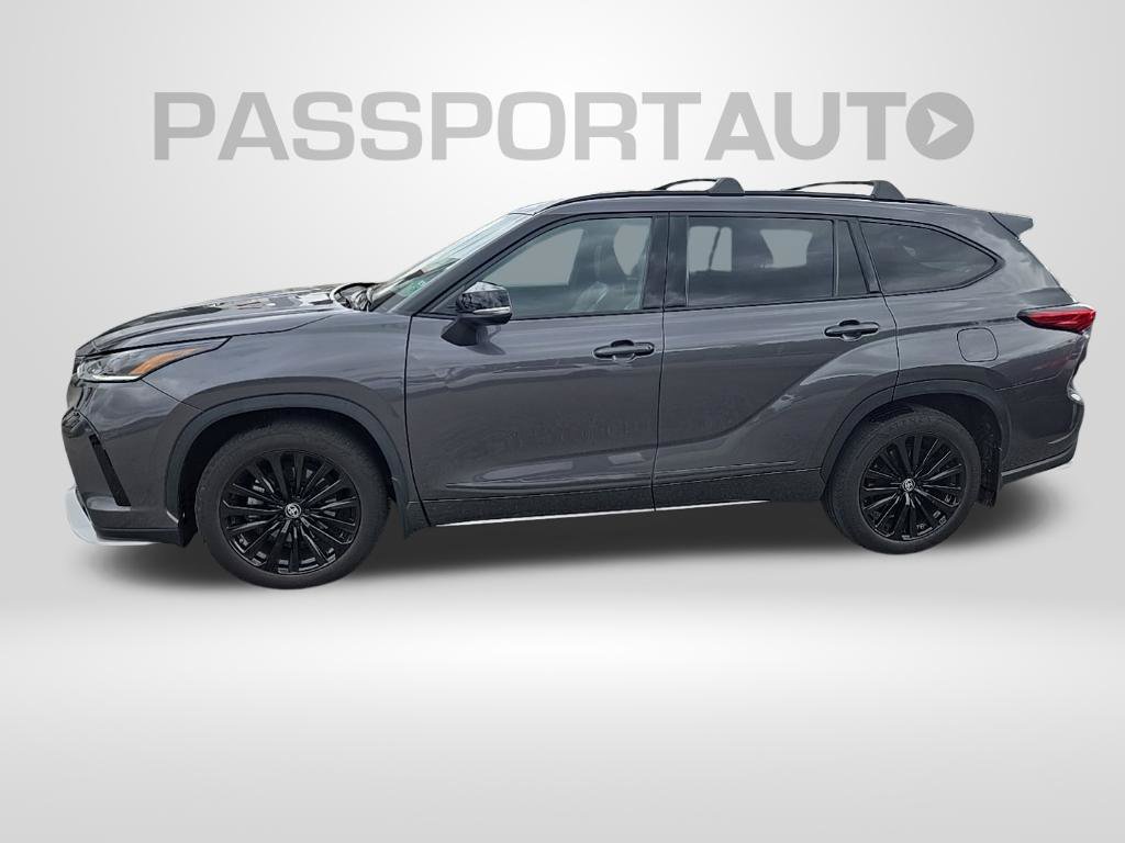 Used 2023 Toyota Highlander XSE