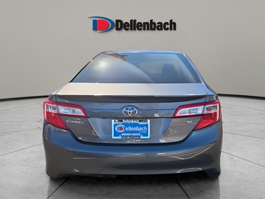 Used 2014 Toyota Camry SE FWD image 4