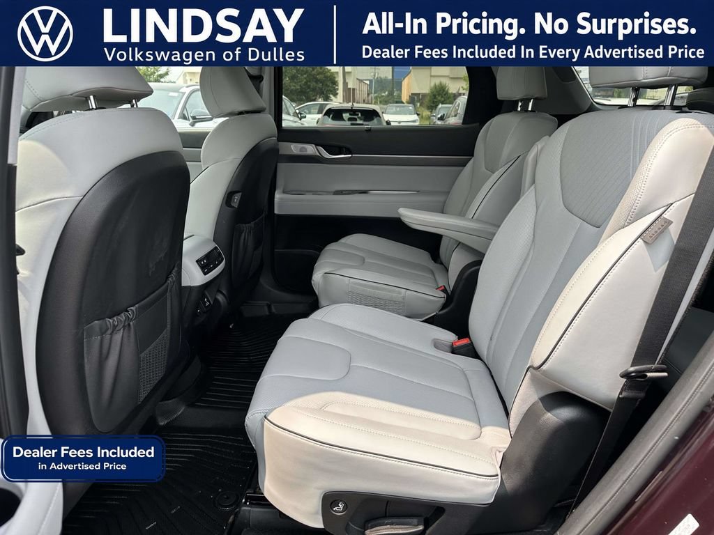 Used 2024 Hyundai Palisade SEL w/ Premium Package AWD/4WD image 16