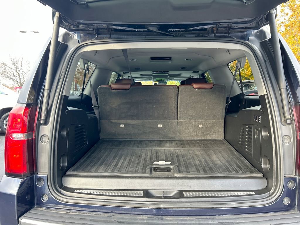 Certified 2020 Chevrolet Suburban Premier w/ Premier Plus Edition image 29