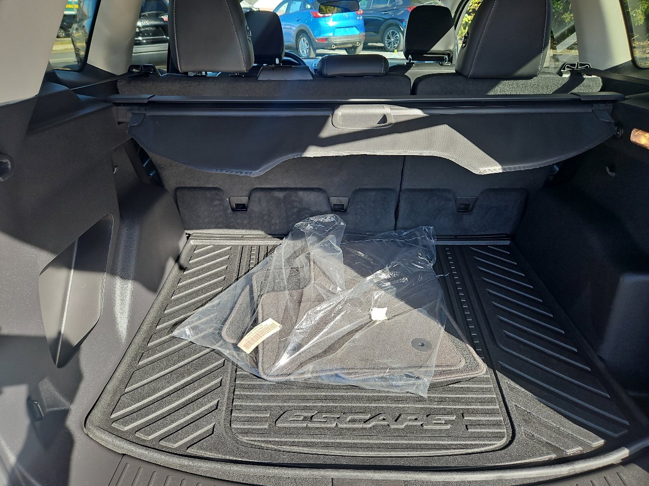 Used 2019 Ford Escape SEL image 38