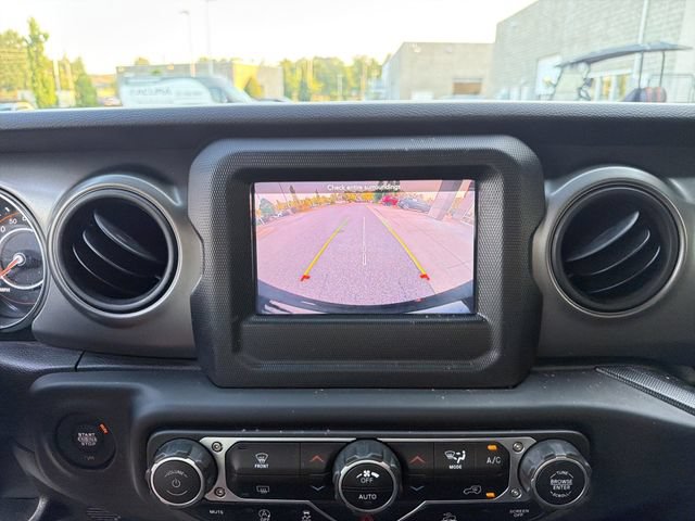 Used 2023 Jeep Wrangler Sport AWD/4WD image 19