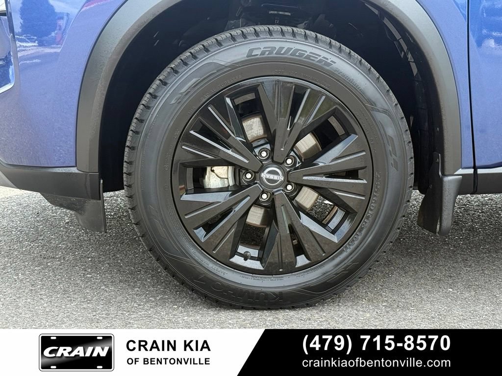 Used 2023 Nissan Rogue SV AWD/4WD image 34