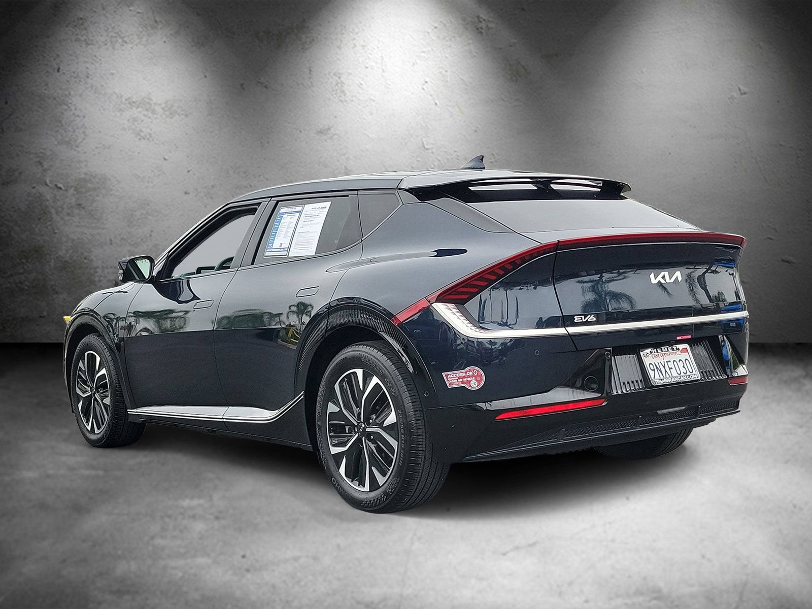 Used 2024 Kia EV6 Wind w/ Wind Technology Package RWD image 4