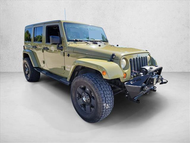 Used 2013 Jeep Wrangler Unlimited Sahara w/ Connectivity Group AWD/4WD image 3
