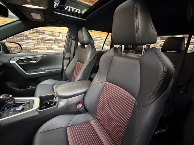 Used 2022 Toyota RAV4 XSE w/ Weather Package image 12