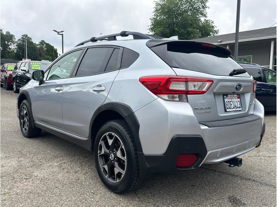 Used 2018 Subaru Crosstrek 2.0i Premium w/ Moonroof Package AWD/4WD image 5
