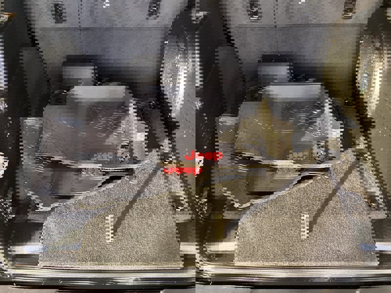 Used 2021 Jeep Wrangler Unlimited Rubicon w/ Uconnect 4C Nav & Sound Group image 32