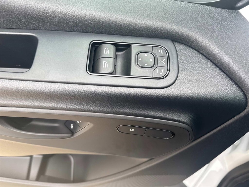 New 2025 Mercedes-Benz Sprinter 2500 image 28