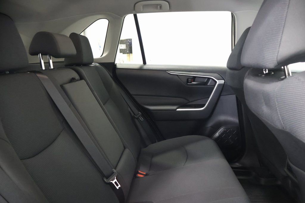 Used 2023 Toyota RAV4 LE image 24