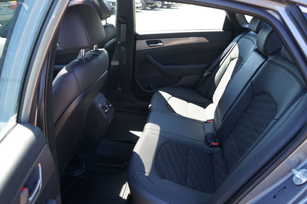 Used 2019 Hyundai Sonata Sport w/ Winter Weather Package FWD image 19